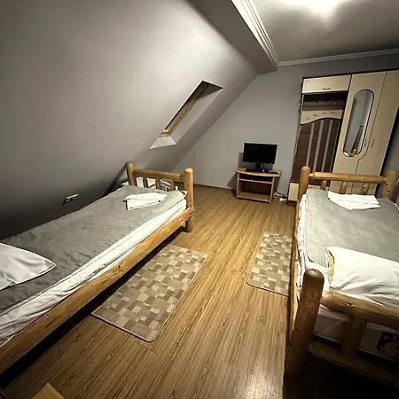 хостел-готель кремзлик Yasinya