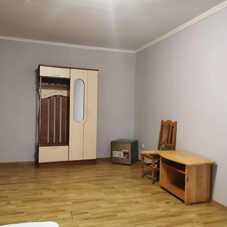 хостел-готель кремзлик Ostello Yasinia