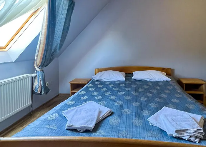 Hostel хостел-готель кремзлик Jassinja